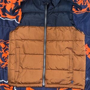 GAP Kids Brown and Navy Puffer Vest/ Red Vest size M $15 each.